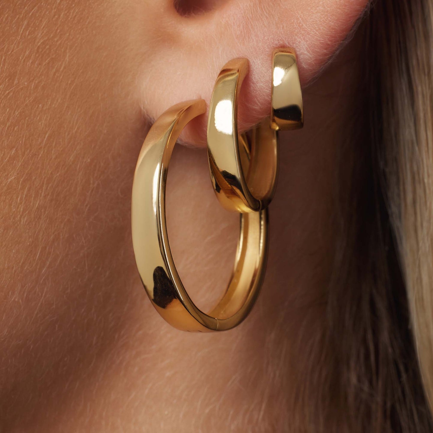 Gia Statement Hoops
